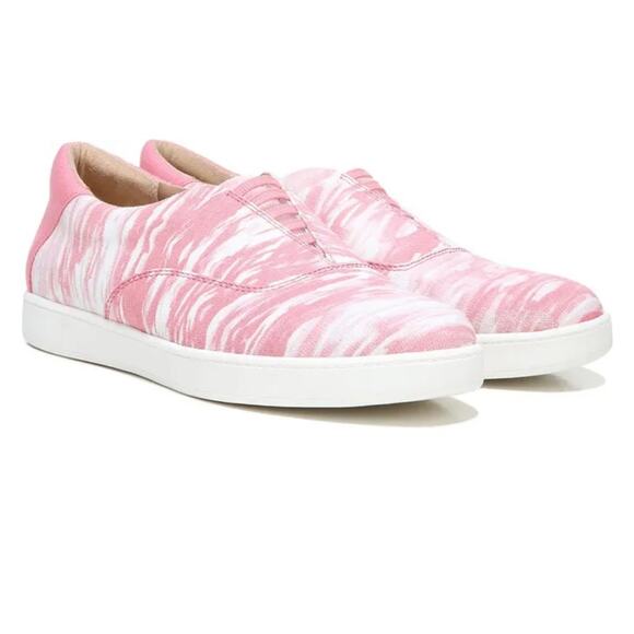 Life Stride Emily Slip-On Sneaker Size 8 Pink White Textile Comfort Cushion New - Picture 1 of 7